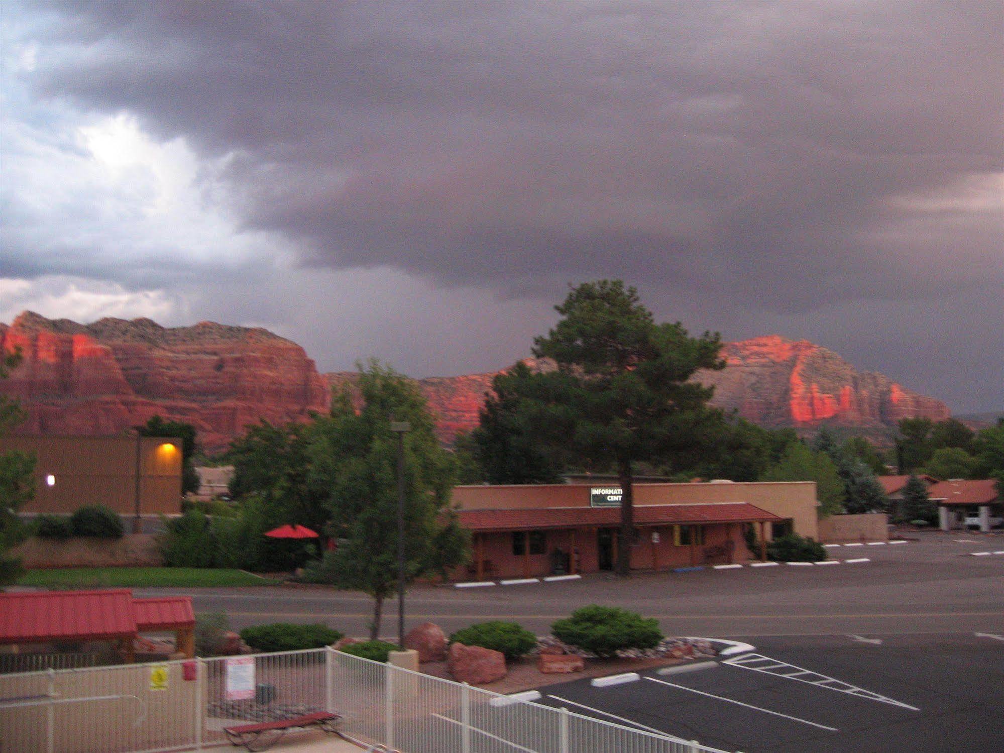 The Views Inn Sedona Exterior foto